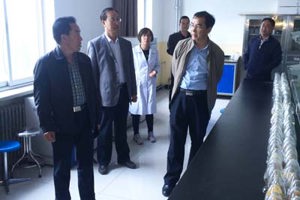 【系部动态】甘肃傲农饲料科技有限公司与畜牧系商谈校企合作