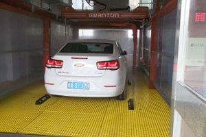【系部动态】车辆工程系举行汽车实训服务中心揭牌仪式