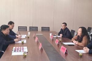 学校副校长张登辉带队赴兄弟院校和企业交流学习