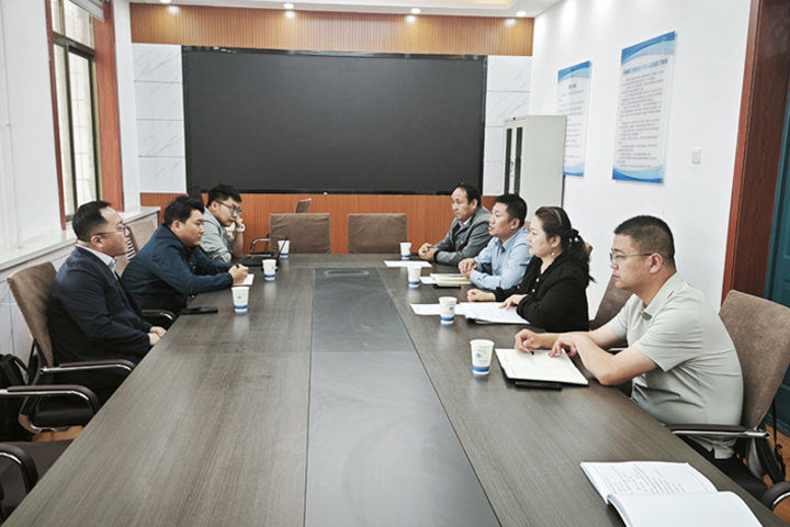 信息网络中心召开信息化建设专题研讨会 聚力智慧校园提质升级