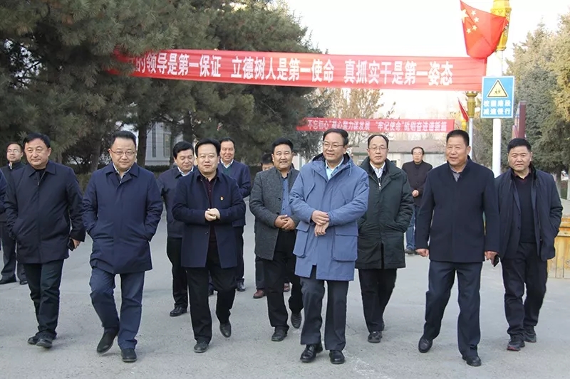 30a7dc4e72bc4ee18d962fc657e9580c.jpg