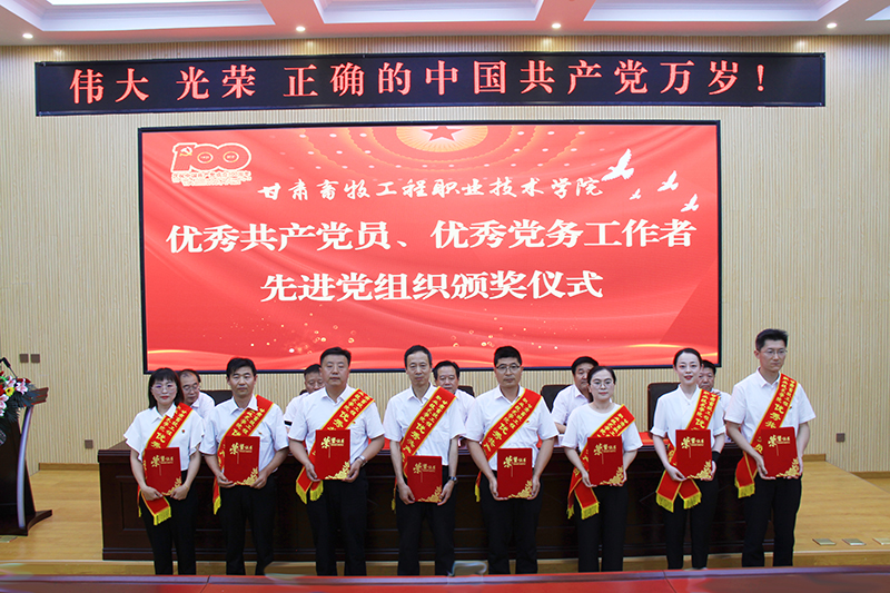 43ebc343ef264d218e1c5c85a25335bd.jpg