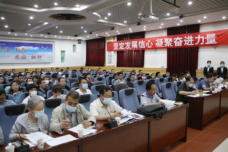 59eb731fcc0b45e3ab6c371508d844ca.jpg