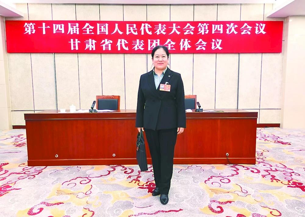 a8d716cd424943a6ba1590d09ea215ea.jpg a8d716cd424943a6ba1590d09ea215ea.jpg