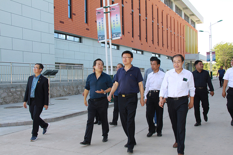 dba1215672fe4317a59d5c490ffc14ec.JPG